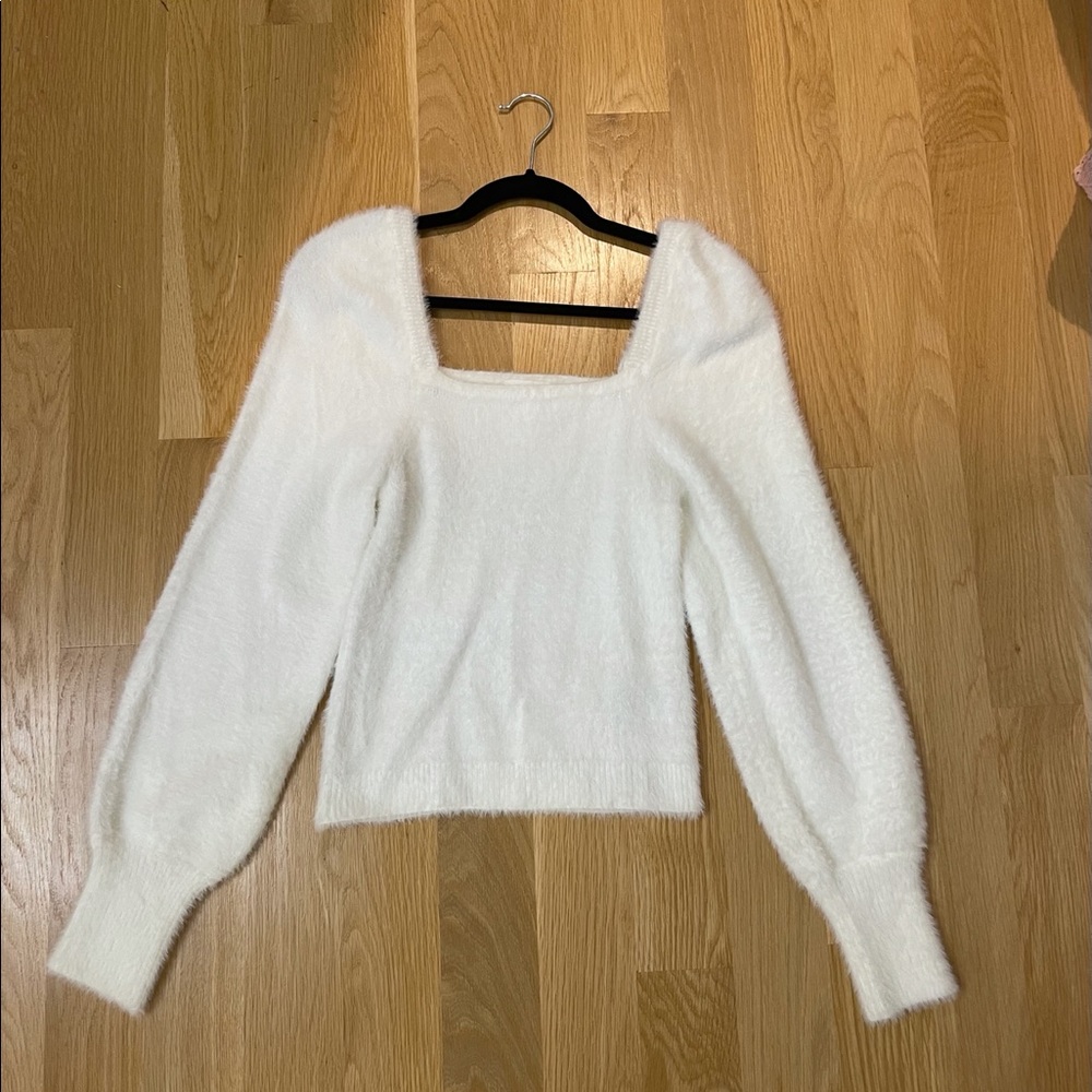 White H&M long sleeve sweater